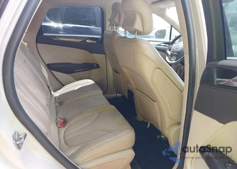 2019 Lincoln Mkc Standard from USA, damaged, VIN 5LMCJ1C95KUL01765